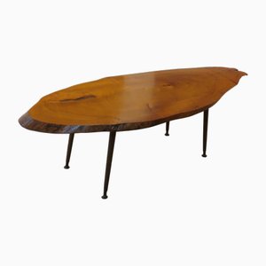 Mesa de centro Mid-Century moderna con bordes ondulados de olmo al estilo de Carl Auböck, años 70