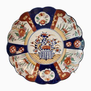 Antiker japanischer Imari Teller mit überbackenem Rand, 1900