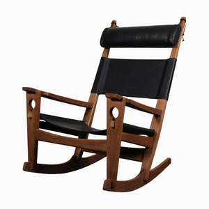 Sedia a dondolo attribuita a Hans J. Wegner per Getama, anni '70