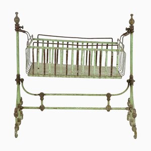 Berceau Antique en Fonte et Métal Vert Patiné