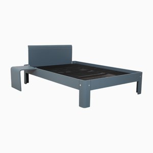 Lit Auronde 1500 en Bois avec Table d'Appoint de Auping