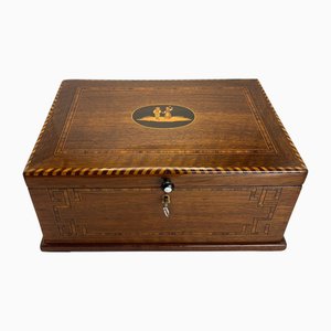 Caja Biedermeier de nogal sobre roble, sur de Alemania, 1850