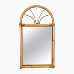 Mid-Century Modern Französischer gewölbter Wandspiegel aus Bambus & Rattan, 1970er