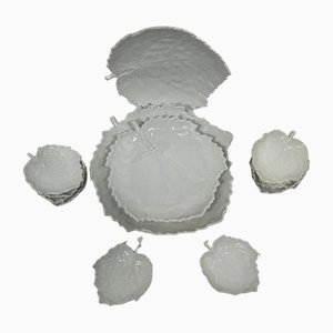 Porcelain Dish Service with Leaf Motif from K.P.M. Royal Berlin, 1940s, Set of 15