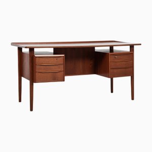 Bureau Mid-Century en Teck attribué à Peter Løvig Nielsen, 1968