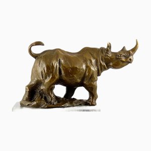 Scultura di rinoceronte in bronzo di Milo