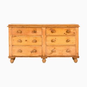 Base de Commode Victorienne en Pin