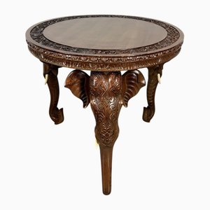 Table Basse Ronde Sculptée à la Main, Chine