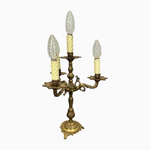 Candelabro francés vintage de latón con tres brazos
