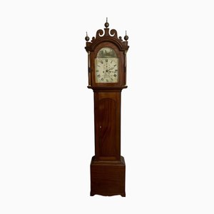Antike George III Standuhr aus Mahagoni mit Bogenzifferblatt, 1800