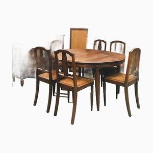 Art Deco Esszimmer Set aus fein geschnitztem Nussholz, 20. Jahrhundert, 9 . Set