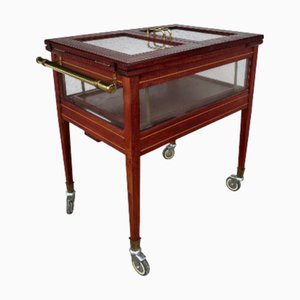 Vintage Servierwagen oder Barwagen aus Holz & Messing mit Glaskasten, 1950er