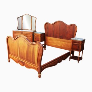 Antikes Schlafzimmer Set aus Nussholz, 1890er, 4