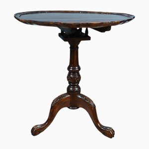 Georgian Revival Tilt Top Table in Mahogany