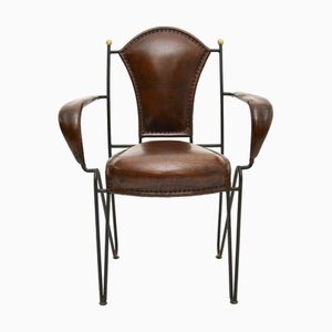 Französischer Vintage Armlehnstuhl aus Eisen & Leder, Jacques Adnet zugeschrieben, 1960er