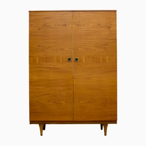 Moderner Mid-Century Teak Kleiderschrank von Stonehill, 1960er