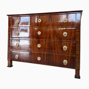Biedermeier Chest of Drawers in Walnut