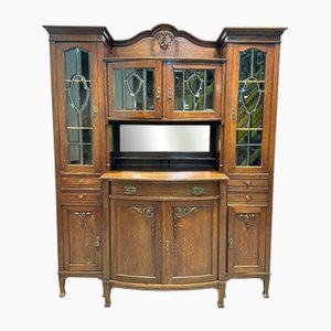 Buffet Art Nouveau in quercia con ante in vetro piombato