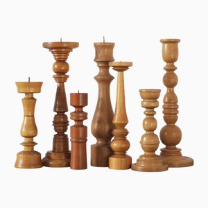 Skandinavische Kerzenhalter aus Holz, 7 . Set