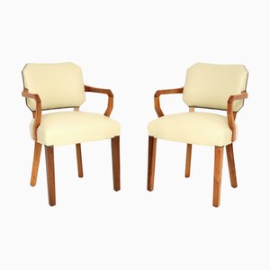 Art Deco Carver Armlehnstühle aus Nussholz & Leder, 1930er, 2er Set