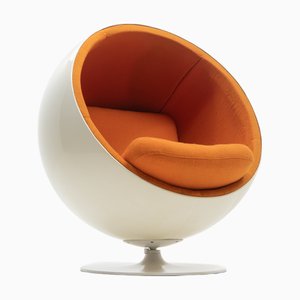 Lounge Chairs by Eero Aarnio at Pamono