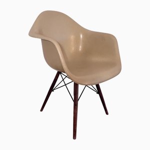 Herman Miller Online Shop | Shop Furniture at Pamono