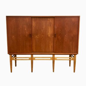 Dänischer Modell 90 Teak Schrank von Illum Wikkelso für Soren Willadsen, 1950er