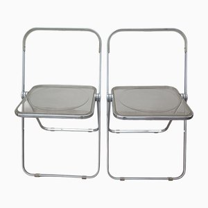 Giancarlo Piretti's Plia Folding Chair