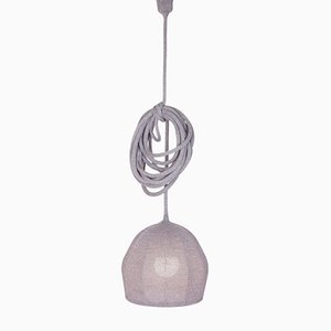 Lámpara Ray Mouse de punto de lana angora en gris de LLOT LLOV
