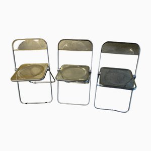 Giancarlo Piretti's Plia Folding Chair