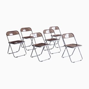 Giancarlo Piretti's Plia Folding Chair