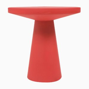 Tabouret Thuthu Rouge par Patty Johnson