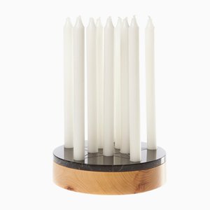 Candelabro Cornelius, juego de solitario y centro de mesa de mármol negro y madera de Fred & Juul