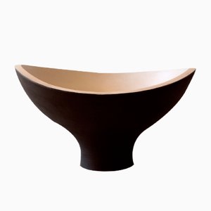 Centrotavola Fungo nero in faggio tornito di Térence Coton per Hands On Design