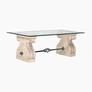 Table Basse avec Colonnes Nanto en Pierre, Italie, 1960s