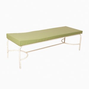 Sofá cama vintage de madera y escay en verde pálido