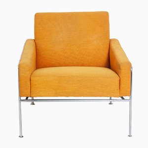 Metal & Fabric Lounge Chair