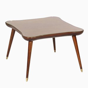 Mesa de centro Mid-Century de nogal con tablero de vidrio, años 50