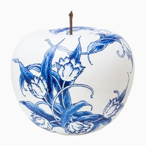 Tulip Hand Painted Apple by Sabine Struycken for Royal Delft