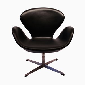 3320 Swan Chair von Arne Jacobsen für Fritz Hansen, 1950er