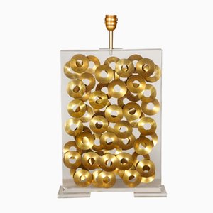 Lámpara de mesa vintage de vidrio acrílico con anillos de latón de Maison Romeo