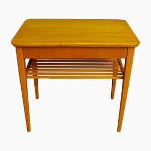 Mesa auxiliar danesa Mid-Century pequeña