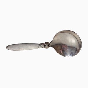 Cuchara para la mermelada de plata esterlina de Gundorph Albertus para Georg Jensen, años 30