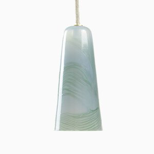 Lampe à Suspension Delta Gris Clair et Vert Pastel, Collection Moire, en Verre Soufflé à la Main par Atelier George