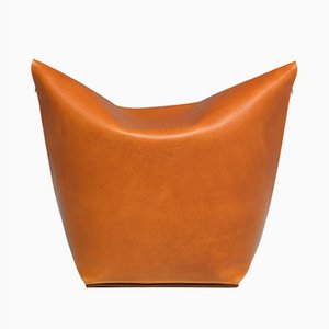 Pouf Mao En Cuir Orange Par Viola Tonucci, Collection Tonucci