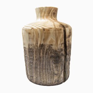 Kurze Alberi Vase aus Kiefernholz von Gumdesign für Hands on Design