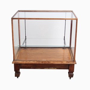 Original Industriemöbel kaufen | Pamono Online Shop