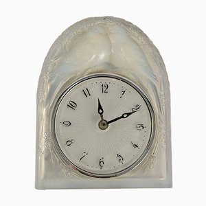 Reloj de péndulo modelo Deux Colombes vintage opalescante de René Lalique