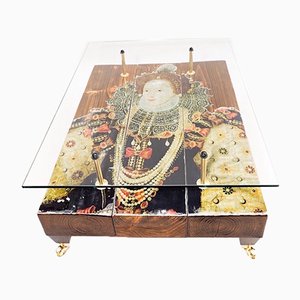 Mesa de centro Queen Elizabeth de Cappa E Spada, 2015