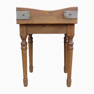zeitgenössische industriemöbel hocker antiker englischer metzgertisch aus marmor original industriemöbel kaufen pamono online shop zeitgenössische industriemöbel hocker antiker englischer metzgertisch aus marmor original industriemöbel kaufen pamono online shop
